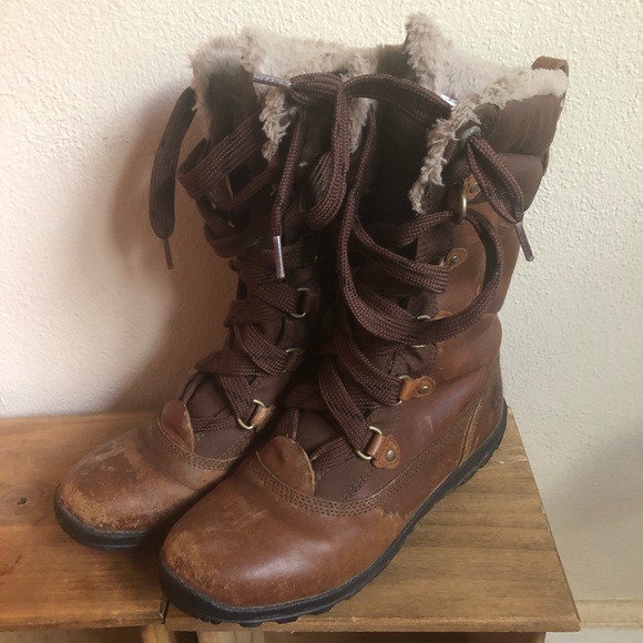 Timberland Winter Boots - Picture 1 of 6